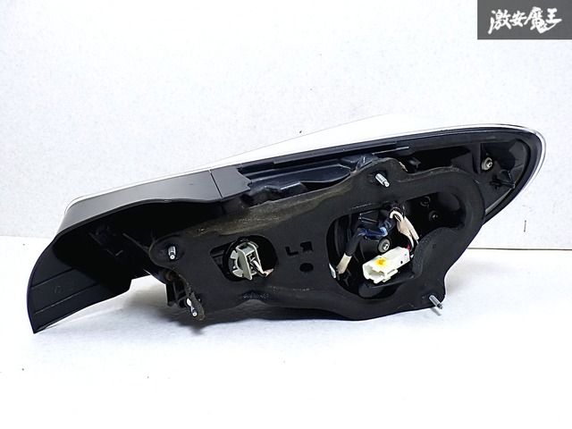 点灯OK】トヨタ 純正 ZN6 ハチロク 86 前期 LED テールライト レンズ