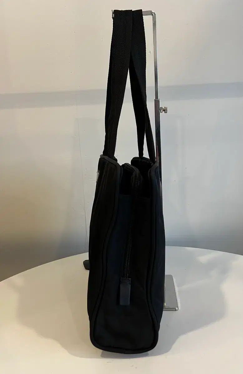 プラダ ポコノ ショルダーバッグ(正規品) プラダ ポコノ ショルダーバッグ(正規品)