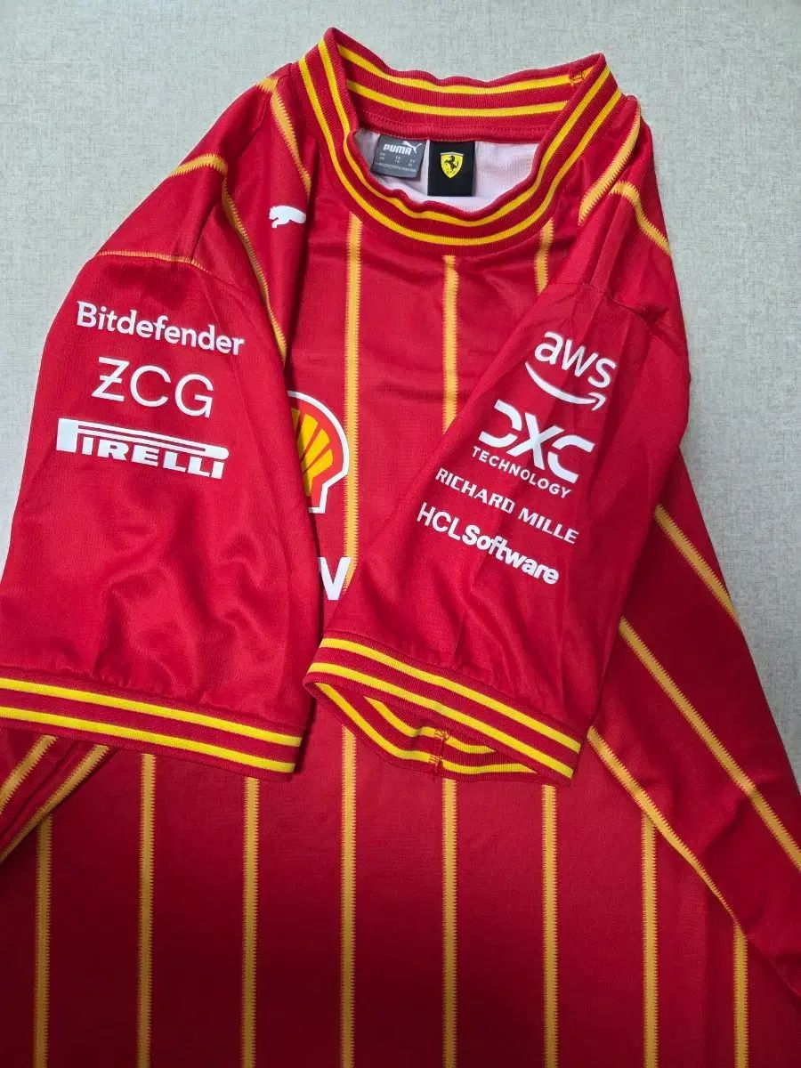 プーマ Ferrari SFチーム サッカー ジャージ バーントレッド (XL)