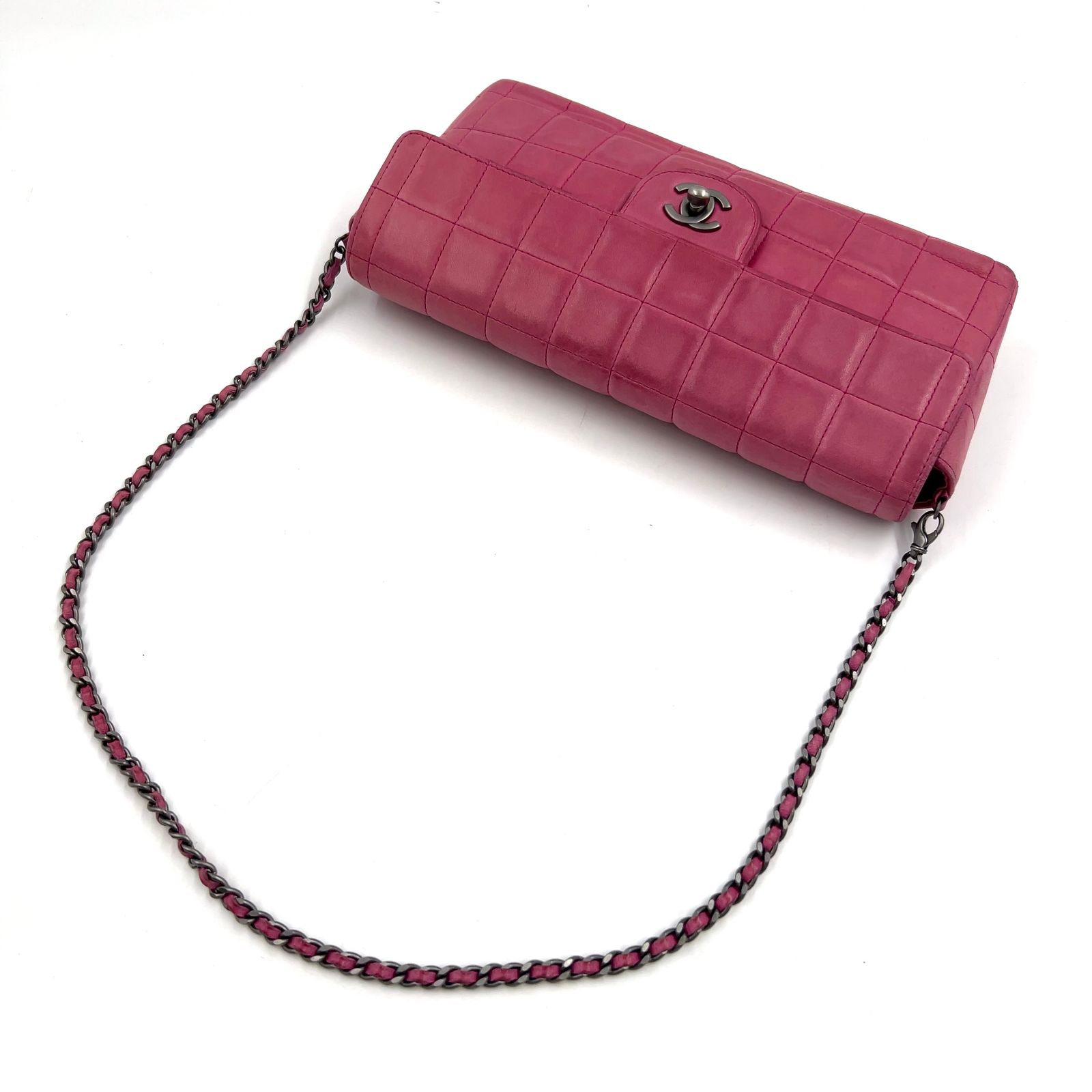 新着】CHANEL チョコバー シリアル番号6番台 ラムスキン ピンク 