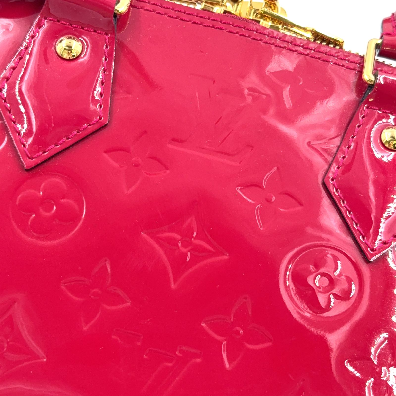 新着】LOUIS VUITTON アルマBB モノグラムヴェルニ モノグラムヴェルニ