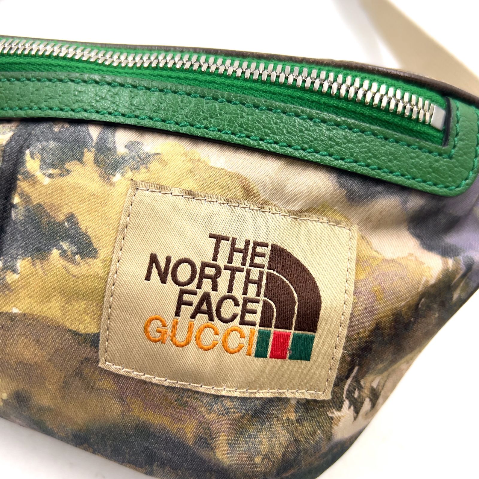 新着】GUCCI GUCCI × THE NORTH FACE レザー、ナイロン グリーン 