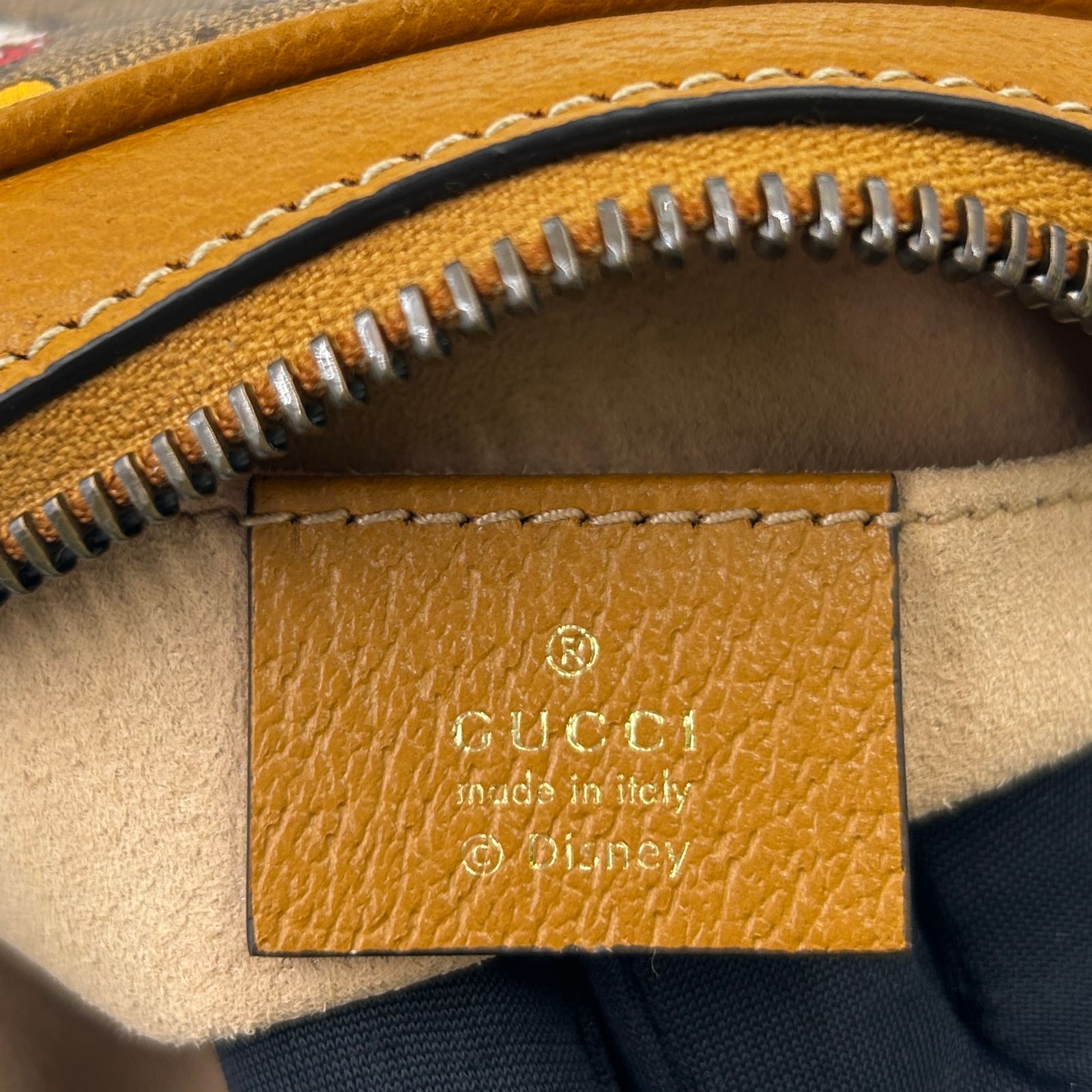 新着】GUCCI GUCCI × DISNEY マイクロGG レザー、PVC ブラウン