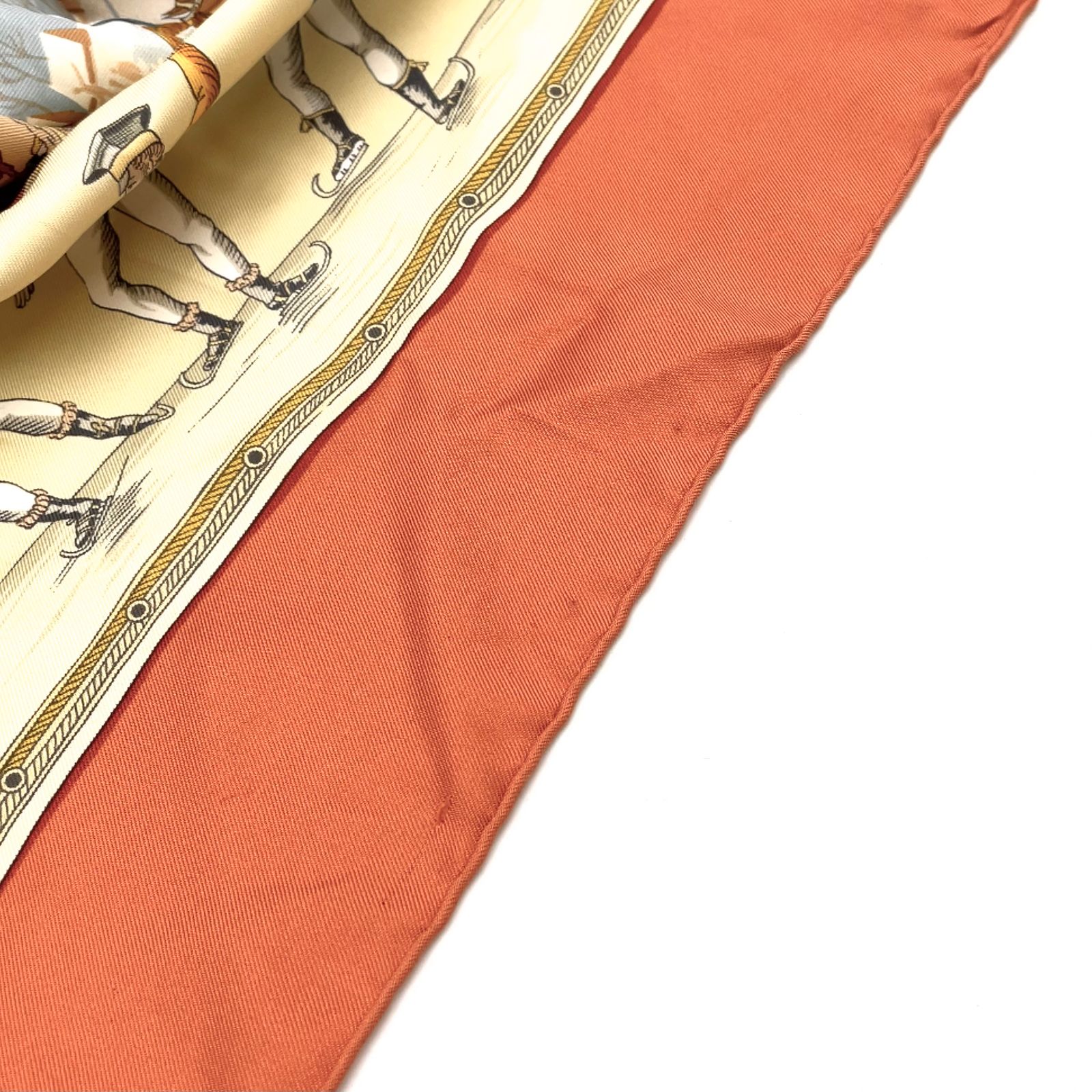【新着】HERMES カレ90 Les Plaisirs du Froid 氷上の喜び シルク オレンジブラウン スカーフ