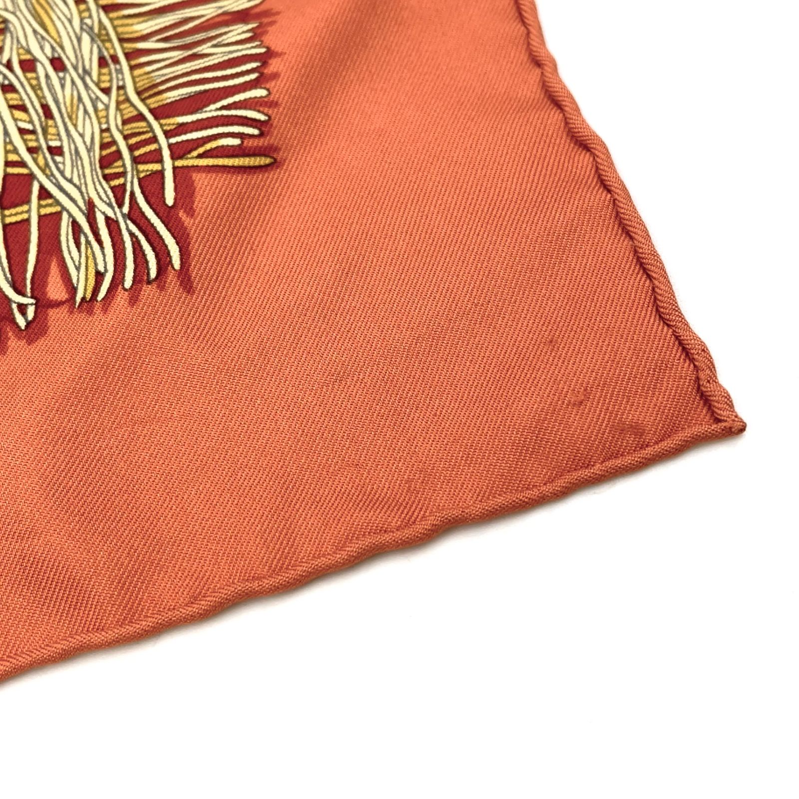 【新着】HERMES カレ90 Les Plaisirs du Froid 氷上の喜び シルク オレンジブラウン スカーフ