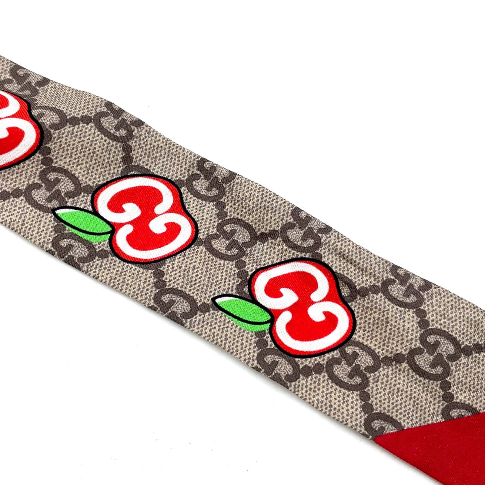 新着】GUCCI GGアップル コレクション ネックボウ リボン シルク