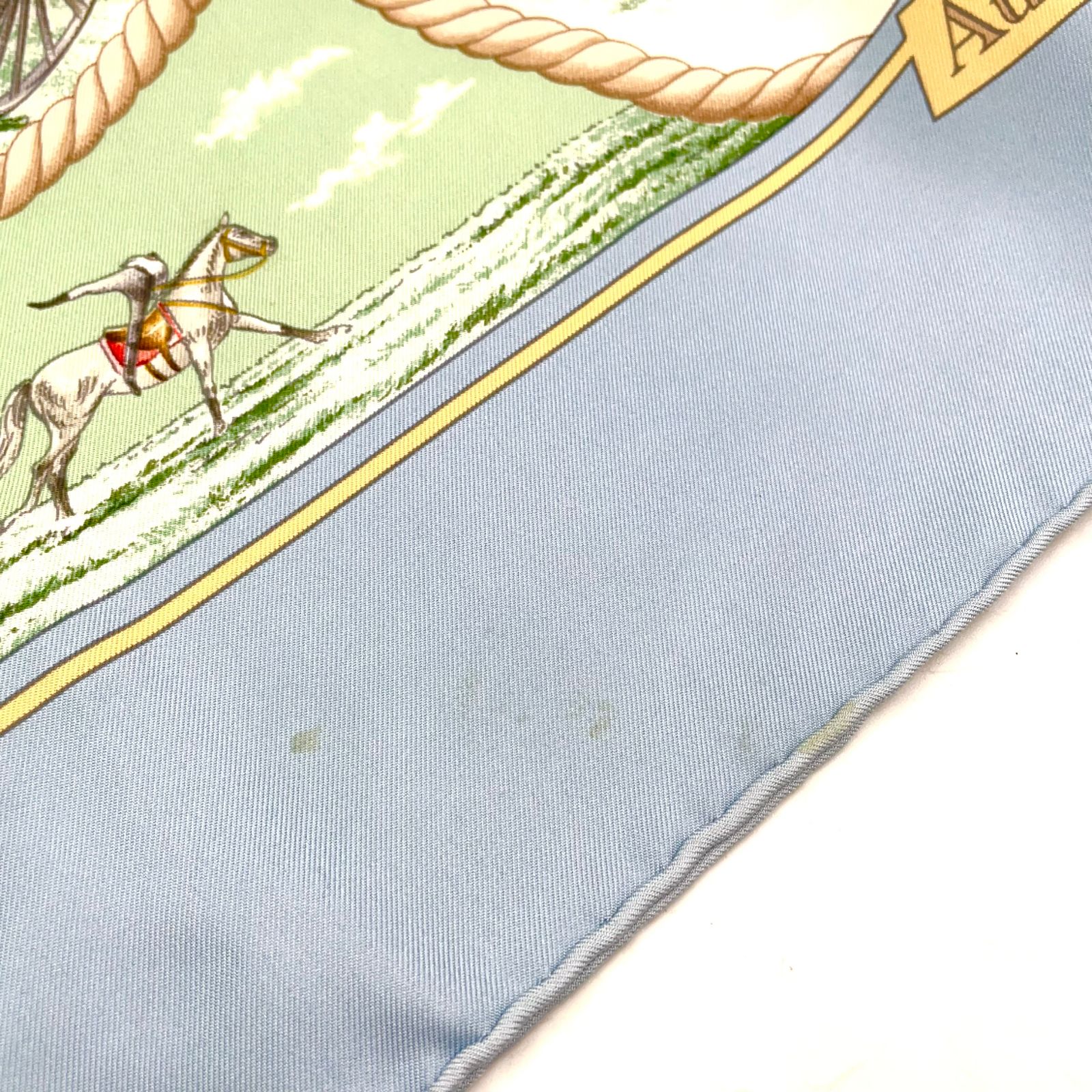 【新着】HERMES カレ90 Auteuil en Mai オートゥイユの5月 シルク マルチカラー、ライトブルー スカーフ