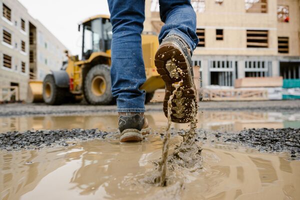 ダナー メンズ シューズ ブーツ・レインブーツ Danner Mens Vicious 45 Waterproof Work Boots TanBlack ブラック