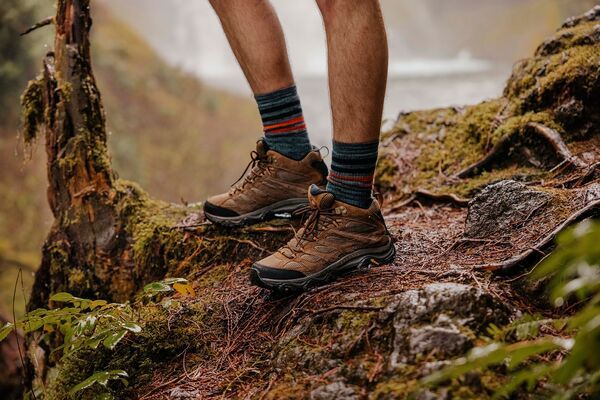 メレル メンズ シューズ ブーツ・レインブーツ Merrell Mens Moab 3 Mid Waterproof Hiking Boots Earth メレル メンズ シューズ ブーツ・レインブーツ Merrell Mens Moab 3 Mid Waterproof Hiking Boots Earth