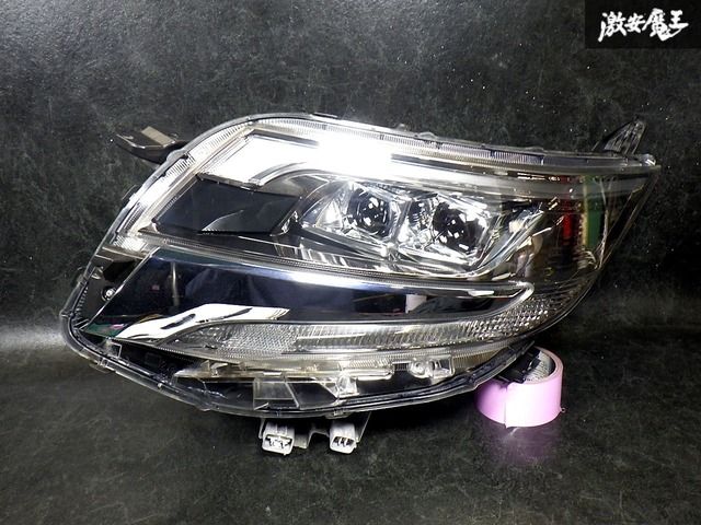 ☆即納☆ 点灯OK！トヨタ 純正 ZRR80G エスクァイア 後期 LED ヘッドライト ヘッドランプ メッキ付 左 助手席 打刻:H ICHIKOH 28-244