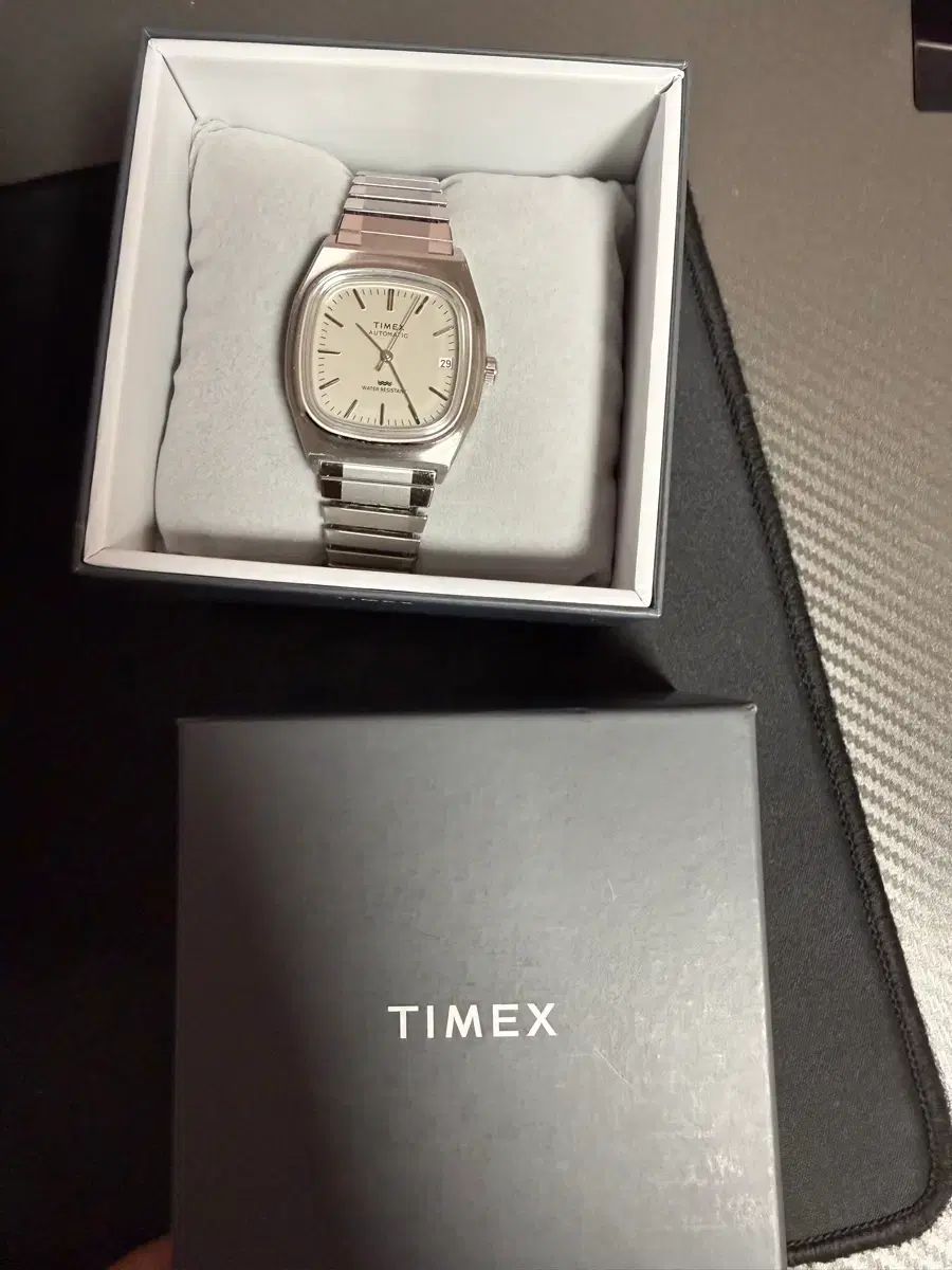 TIMEX 1983 リイシュー 白版 出品 @@@