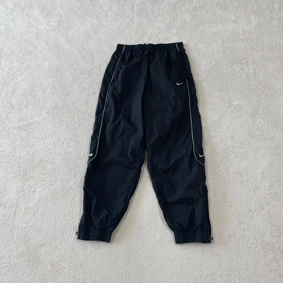 M NIKE ソロスウッシュ トラックパンツ ウーブン ズボン NRG