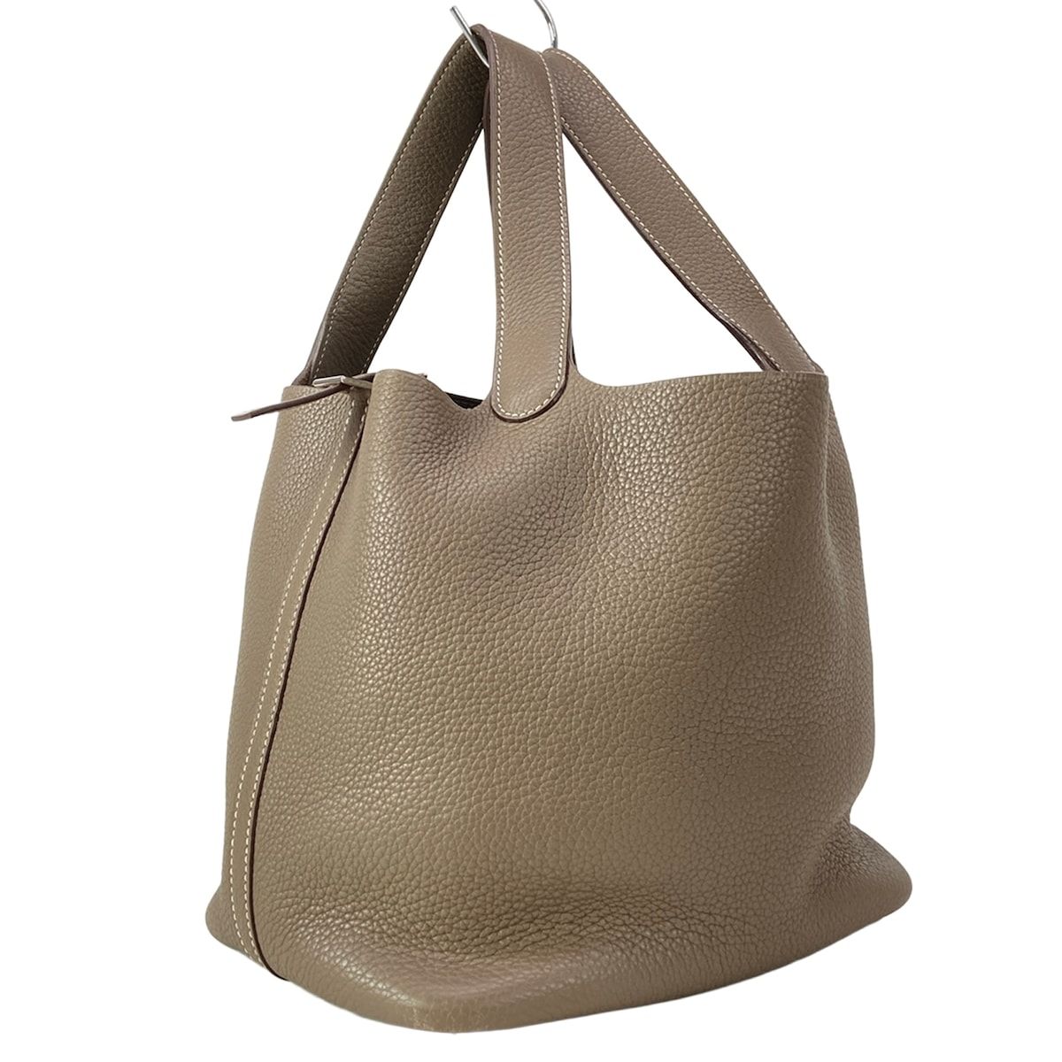 HERMES(エルメス) ハンドバッグ ピコタンMM 039277CK-18 エトゥープ シルバー金具 189,550円