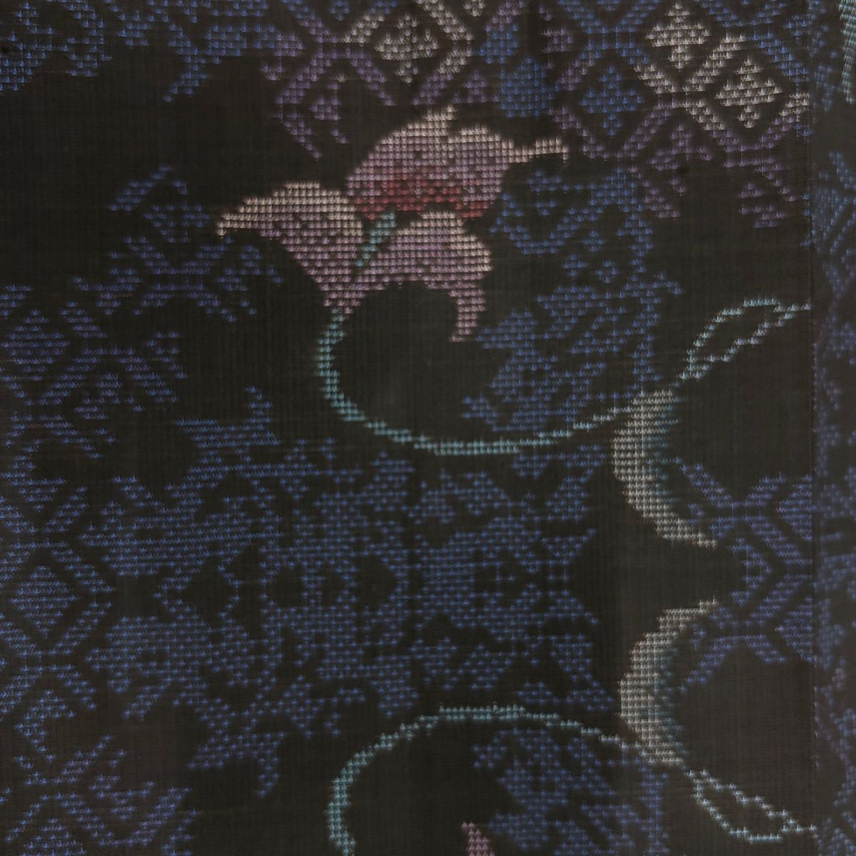 美品】 大島紬 身丈162cm 裄丈65.5cm M 袷 純泥染 証紙 花唐草 幾何学