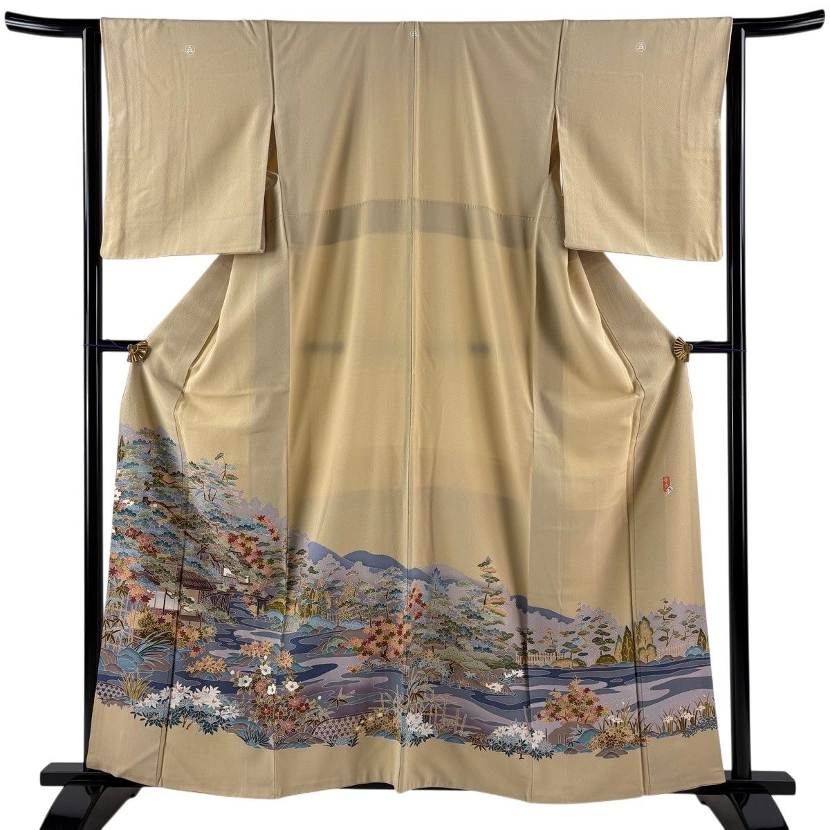 【美品】 色留袖 身丈161cm 裄丈63.5cm S 袷 落款 松 建物 ベージュ 正絹 秀品 三つ紋 【中古】
