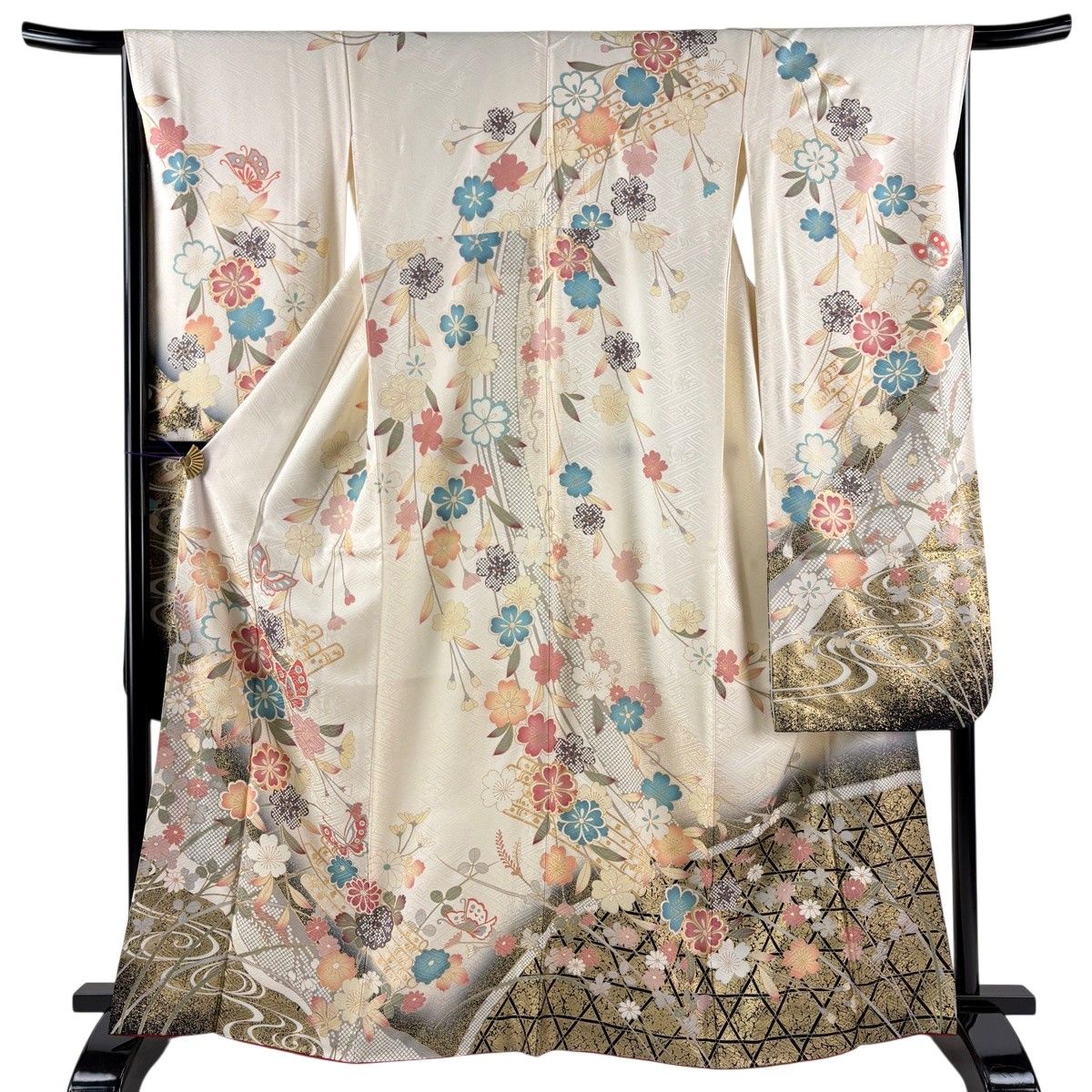 振袖 身丈163.5cm 裄丈66cm M 袷 桜 蝶 金彩 ぼかし クリーム 正絹 名品 【中古】