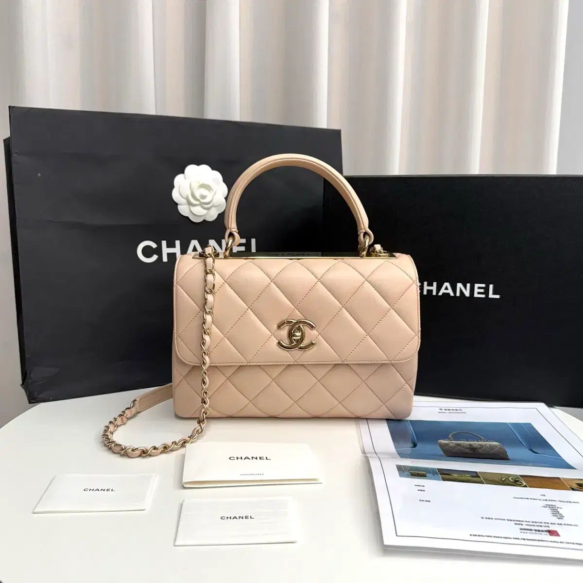 新モデル 内蔵チップ CHANEL シャネル トレンディ CC スモール ラムスキン トップハンドル ショルダーバッグ