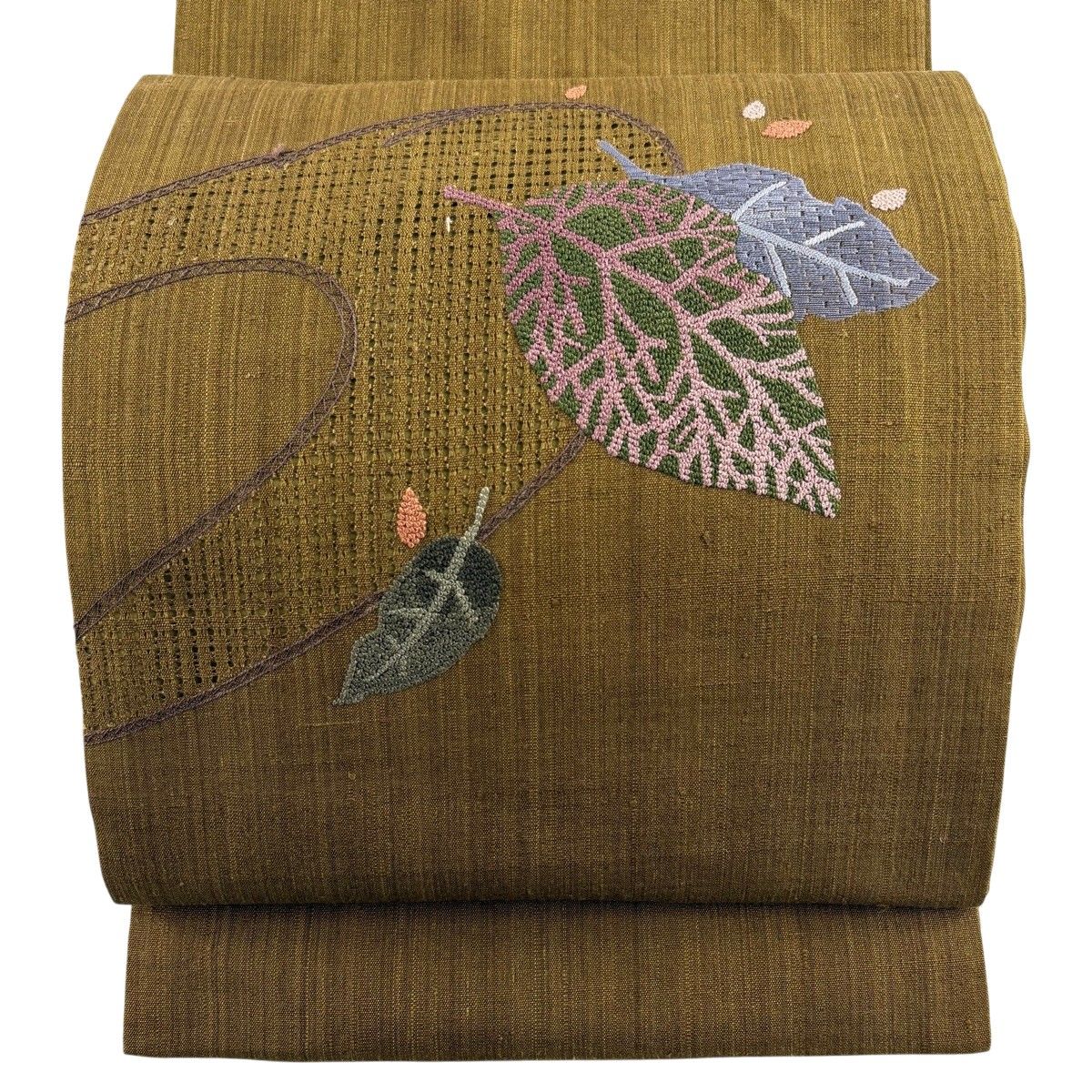 【美品】 開き名古屋帯 秀品 紬地 葉柄 幾何学 刺繍 鶯色 正絹 【中古】