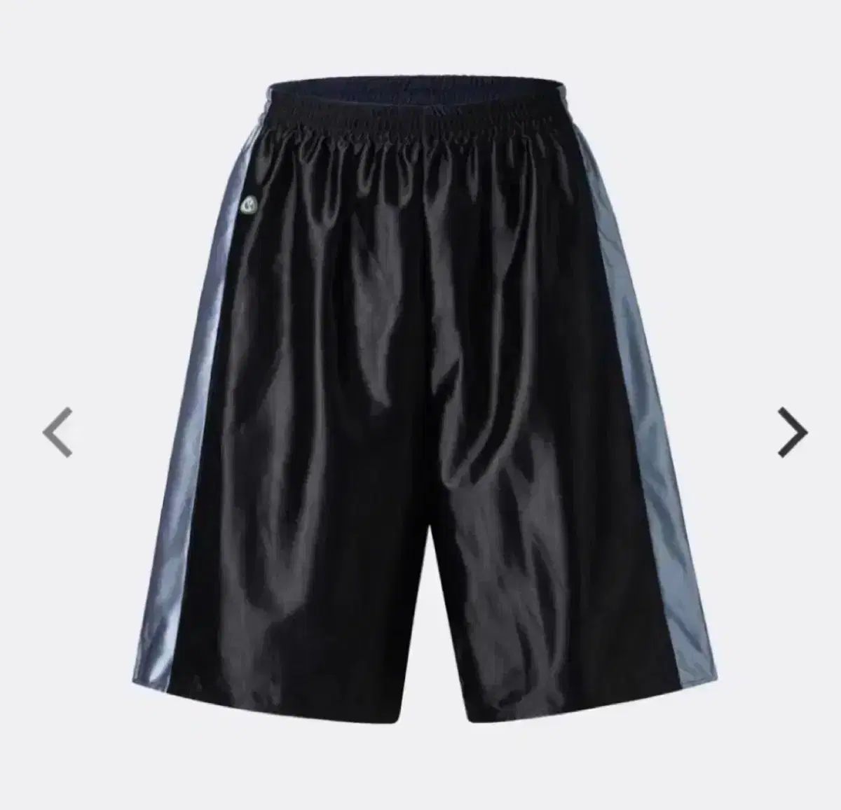 ISSEY MIYAKE イッセイミヤケ ショートパンツ バミューダ チュール シャイニング パンツ ズボン ハーフパンツ ブラック