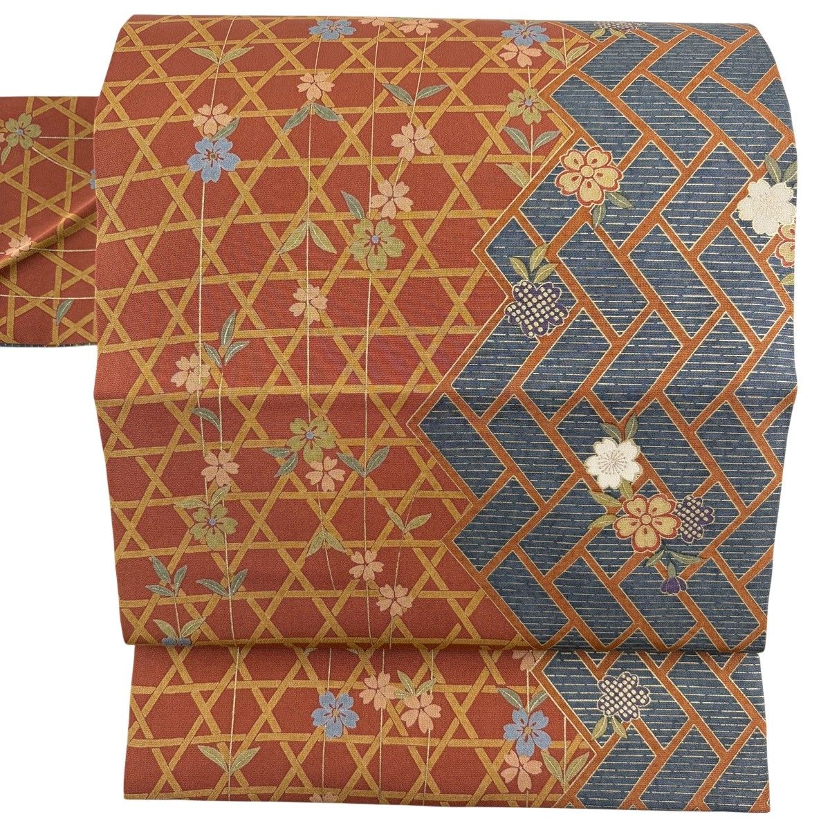 名古屋帯 秀品 枝垂れ桜 籠目 金彩 赤茶 正絹 【中古】