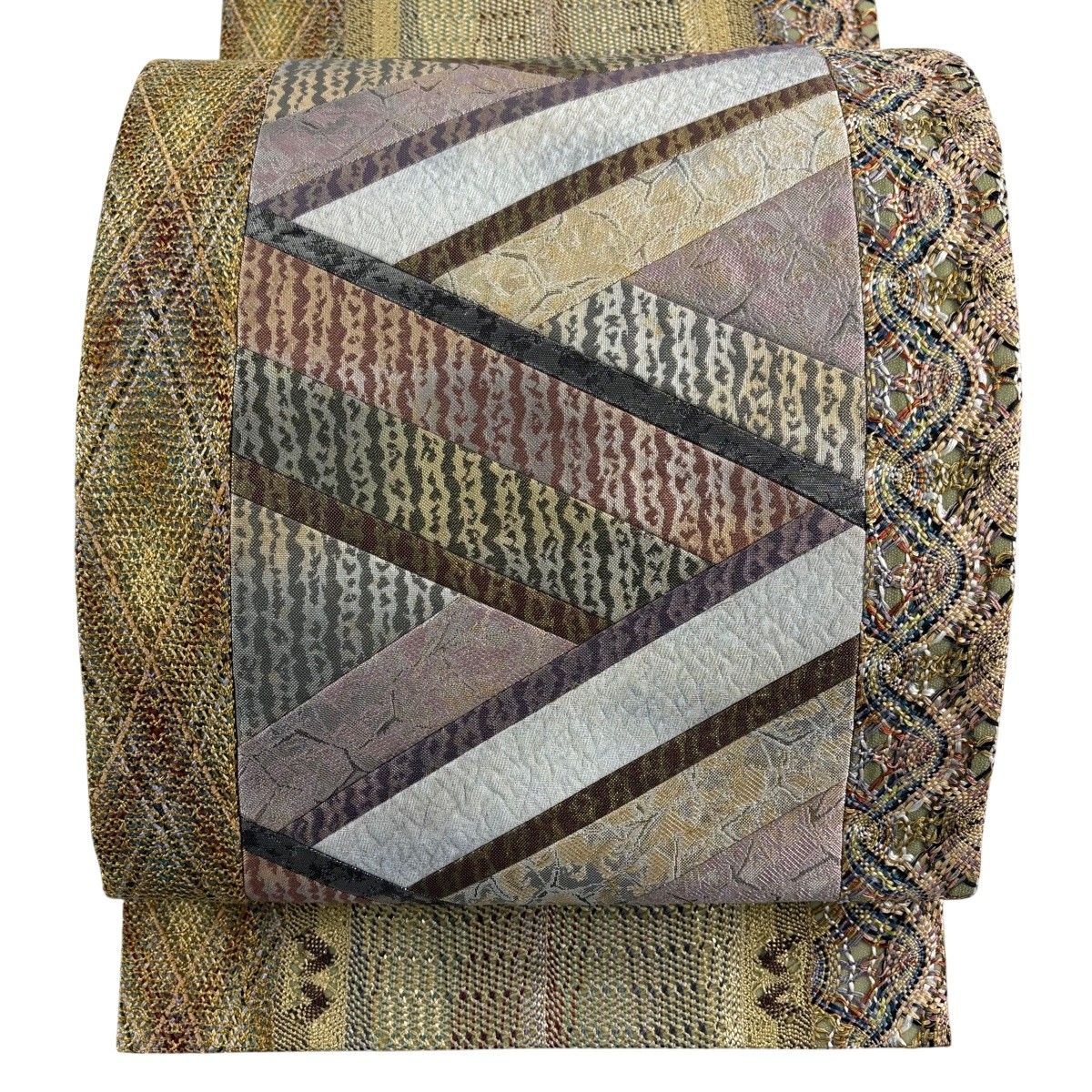 【美品】 袋帯 秀品 やまと 幾何学 切嵌め 箔 ベージュ お太鼓柄 正絹 【中古】