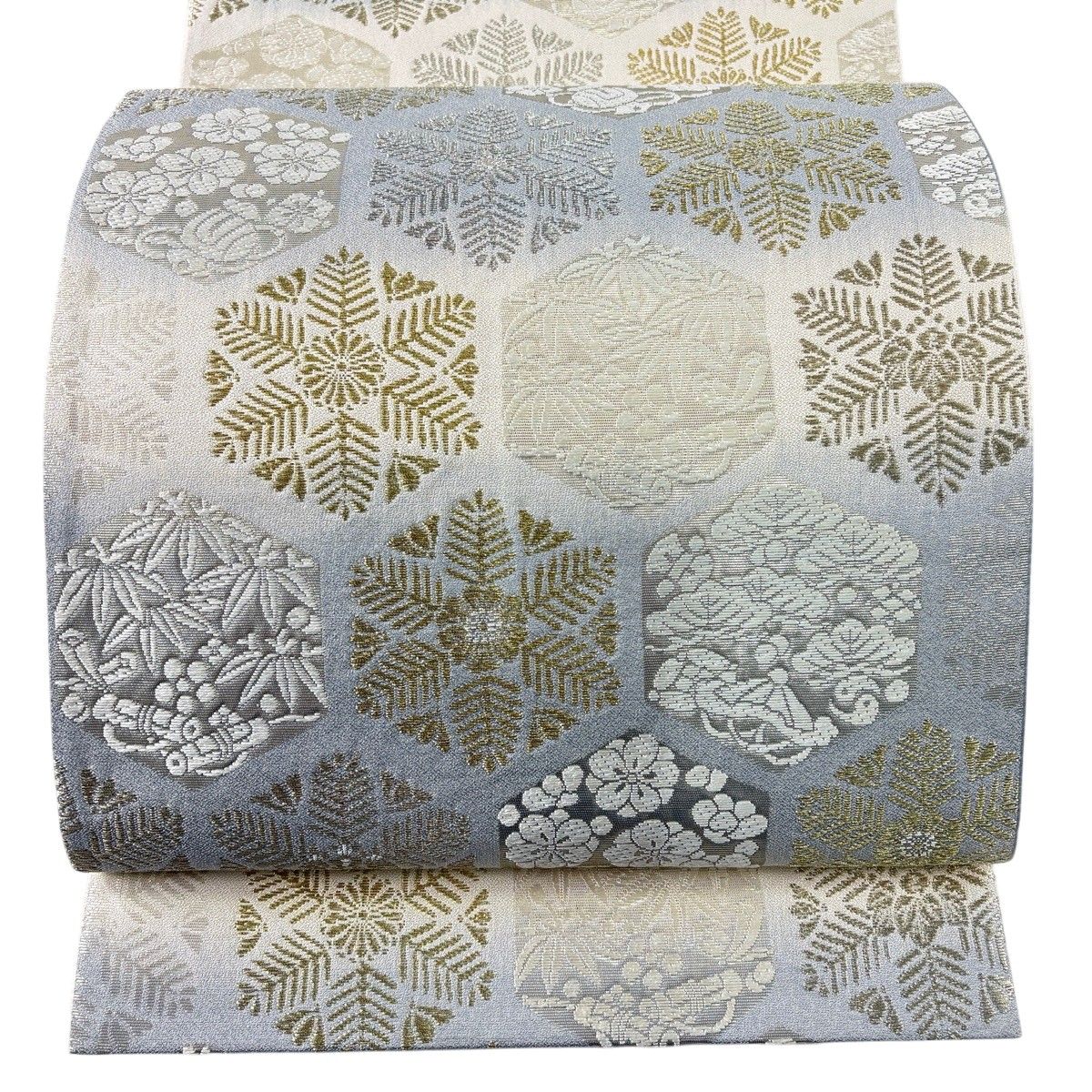 【美品】 袋帯 名品 松竹梅 亀甲 金銀糸 箔 灰色 六通 正絹 【中古】