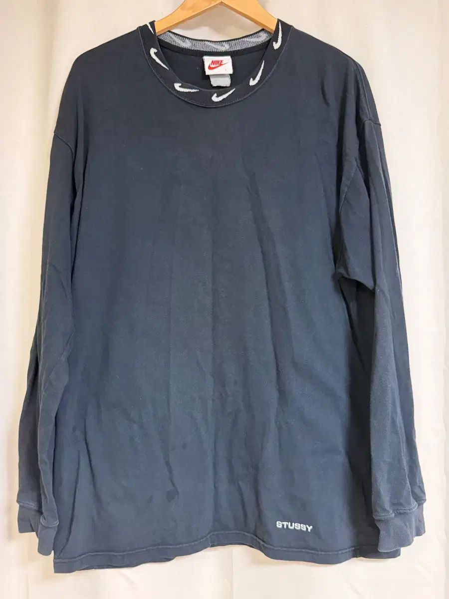 ナイキ STUSSY コラボ ロングスリーブ