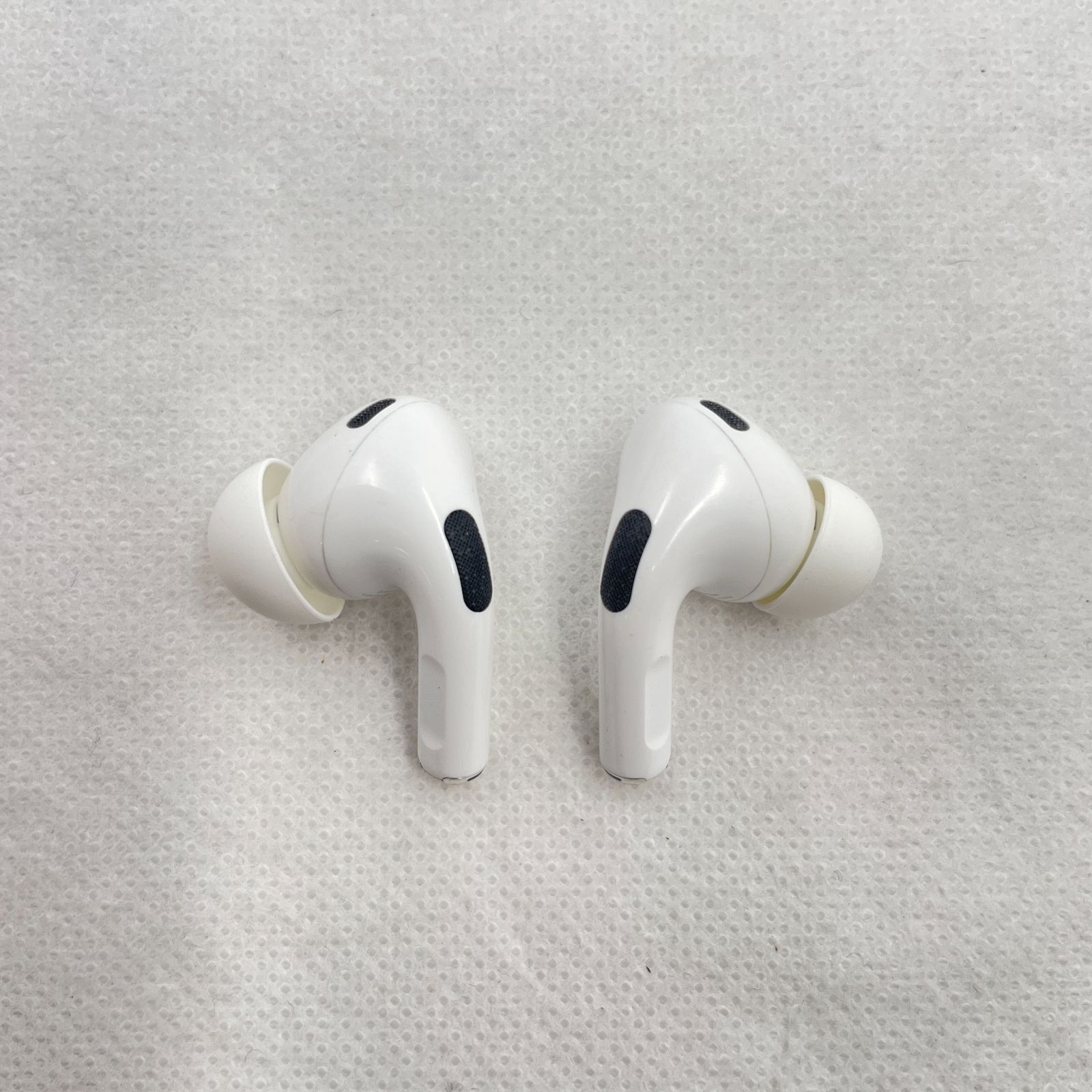 ☆ジャンク☆Apple ワイヤレスイヤホン AirPods Pro 2 (RM1982) - メルカリ