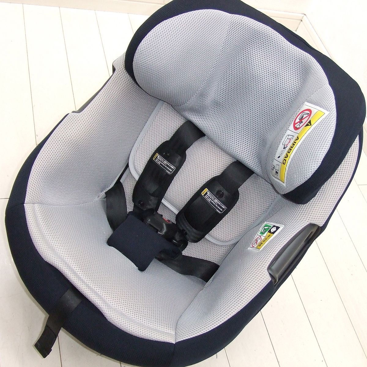 お得っ！厳選中古】Combi コンビ THE S Air ISOFIX エッグショック ZC 