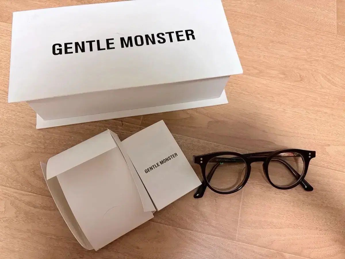 GENTLE MONSTER(ジェントルモンスター) ミラノ 茶色 COLOR 出品