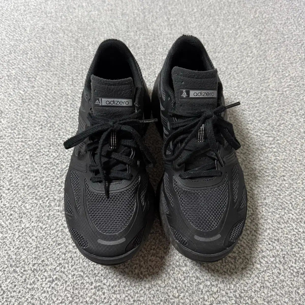 12万円 アディダス アディゼロ アルク ランニングシューズ 270