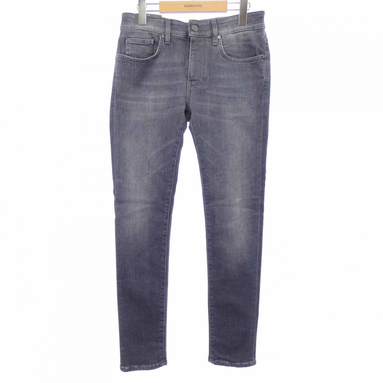 バレンシアガ BALENCIAGA 745248 TNW01 UNISEX ジーンズ