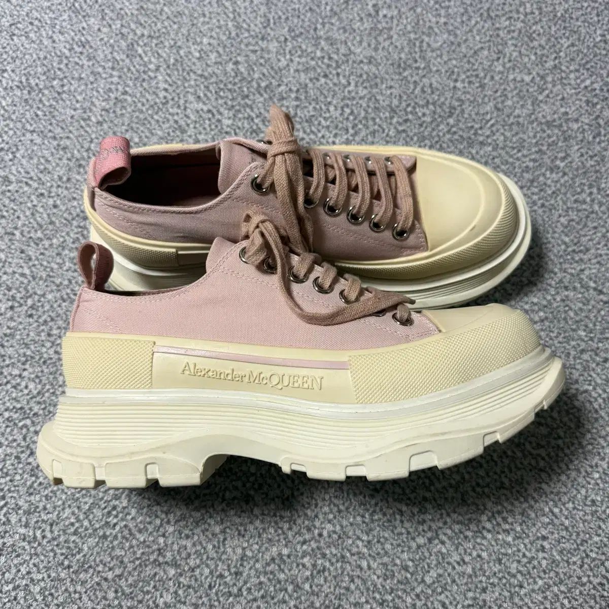 Alexander McQueen スニーカー 37 235-240