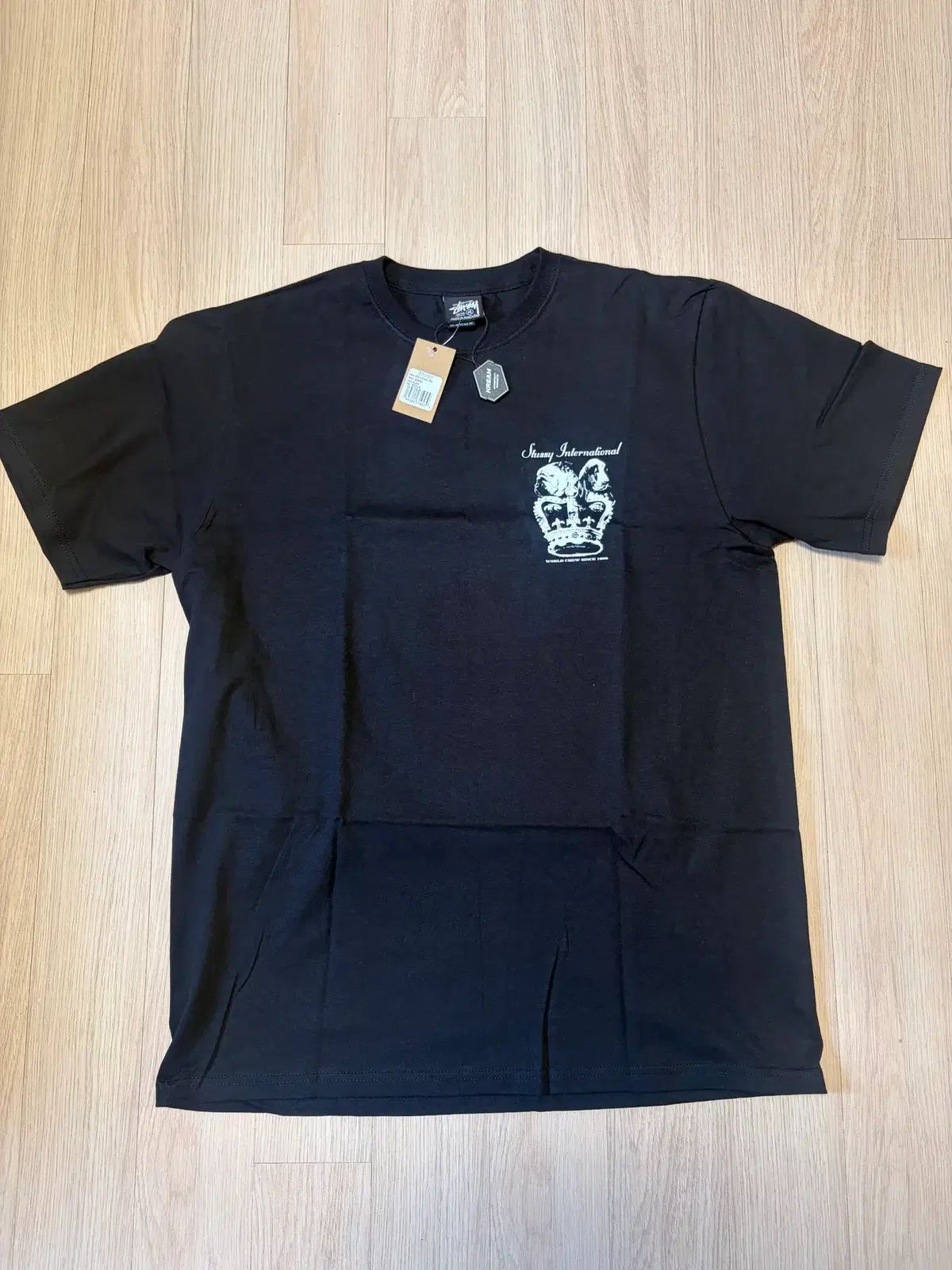 STUSSY ドッグ クラウン Tシャツ