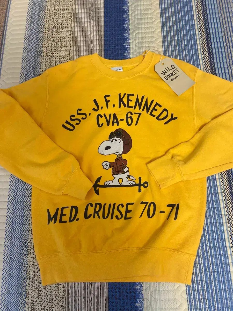 ワイルド SNOOPY スウェット