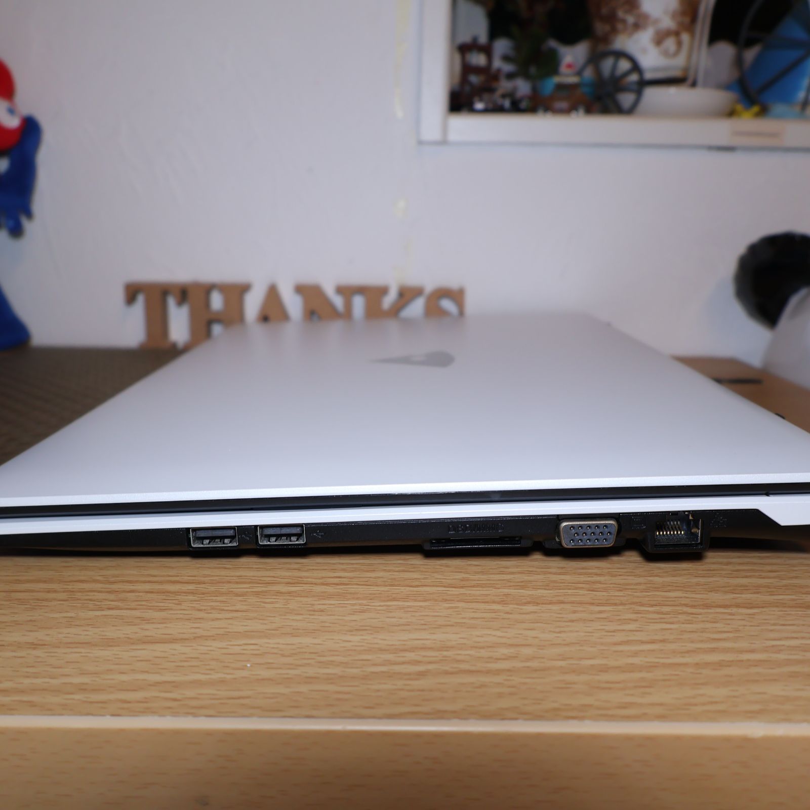 ほぼ新品！人気の白！Win11正式対応8世代i7/メ8G/SSD/無線/カメラ 美品！Win11正式対応i7/メ8G/SSD/無線/カメラ/FHD/キーライト - メルカリ