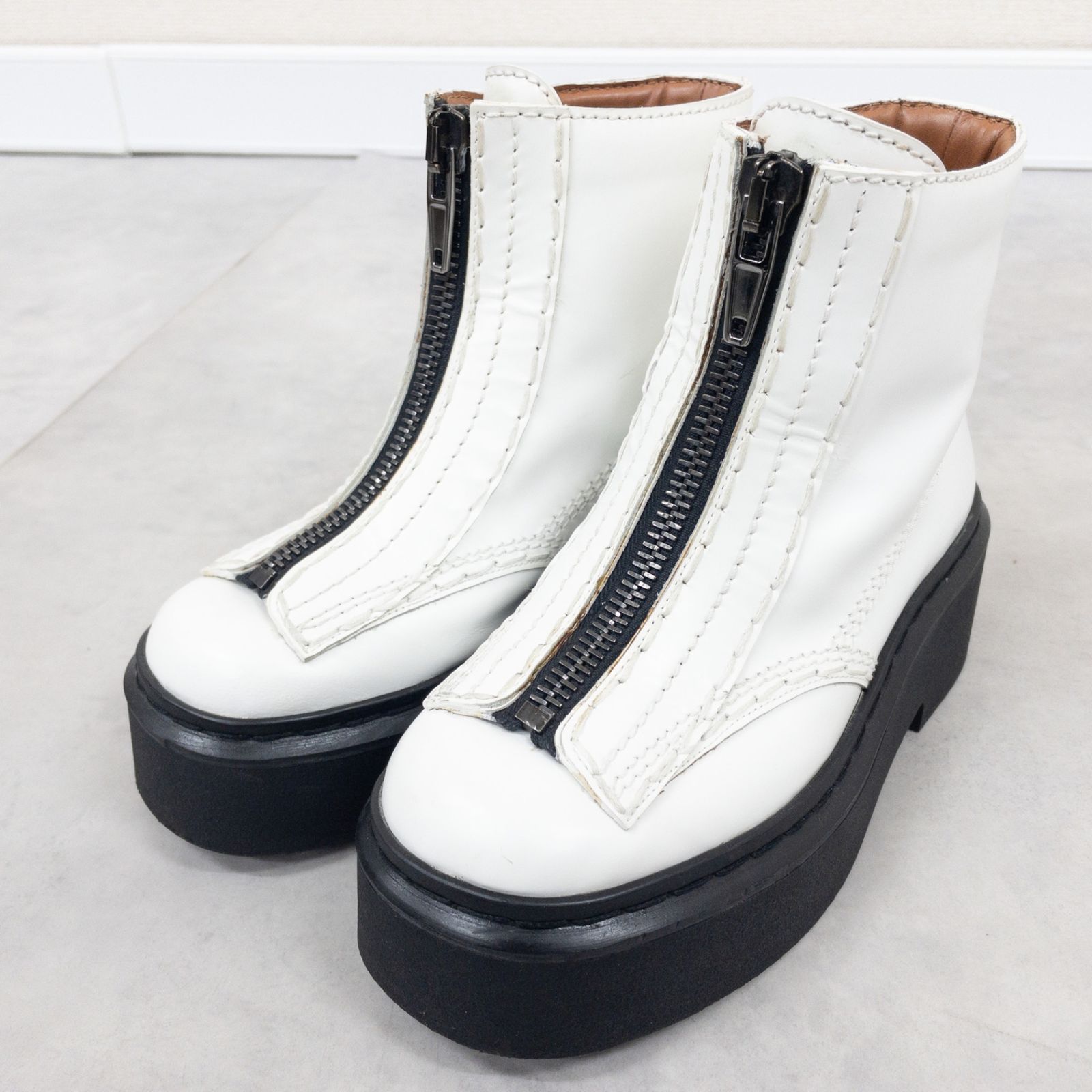 CELINE セリーヌ フィービー期 ショートブーツ フロントジップ プラットフォーム 厚底 レザー ホワイト イタリア製 レディース 36 b01806