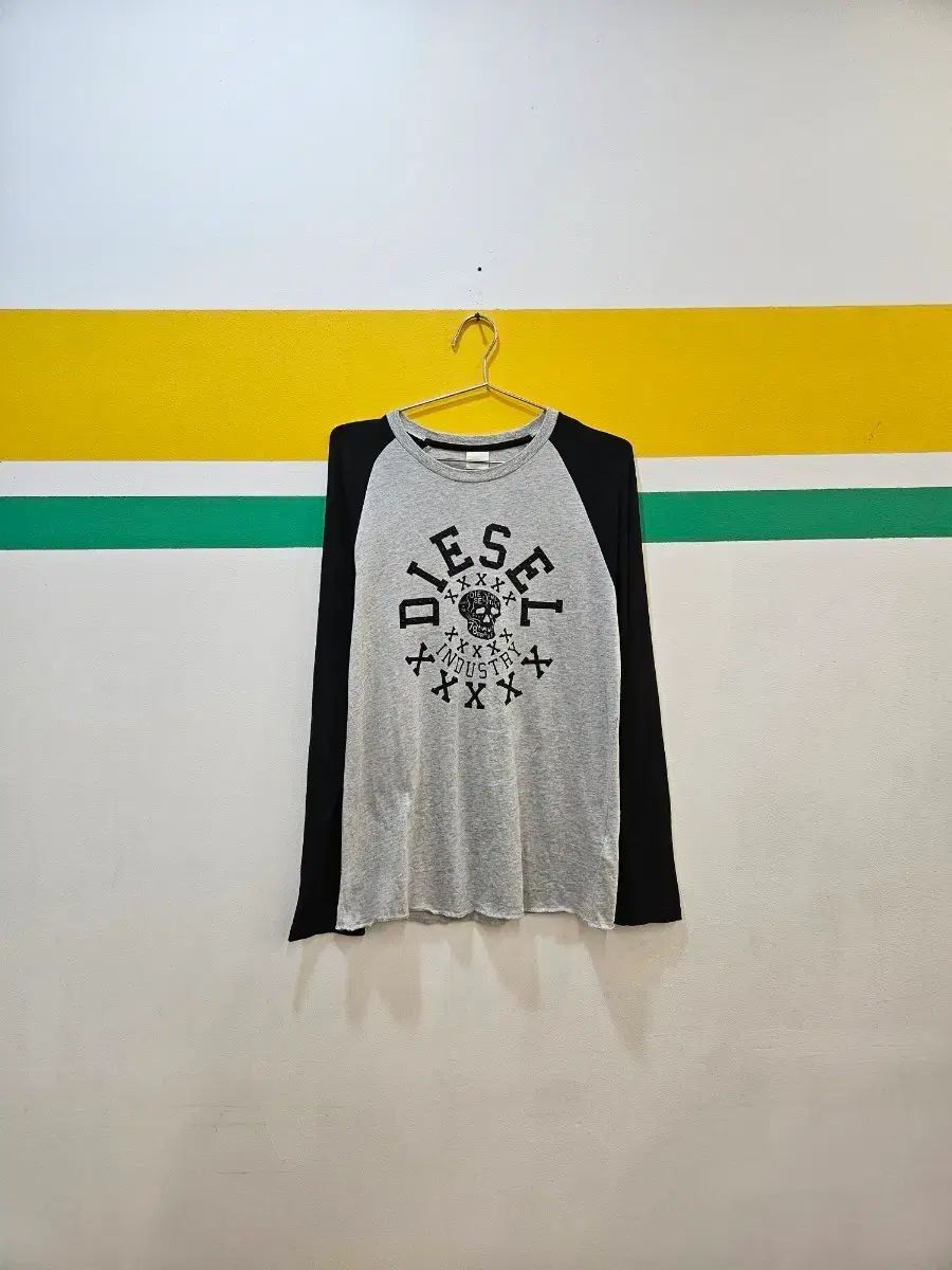 DIESEL ドクログラフィック ラグラン 長袖 Tシャツ