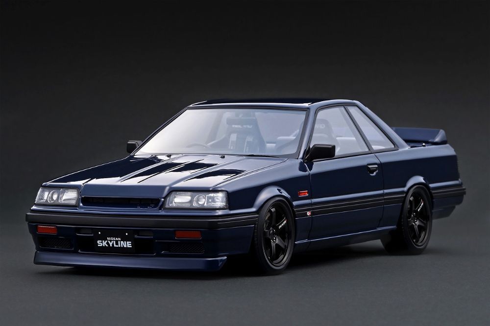 Nissan Skyline GTS-R (R31) Blue Black (1/18 Scale)