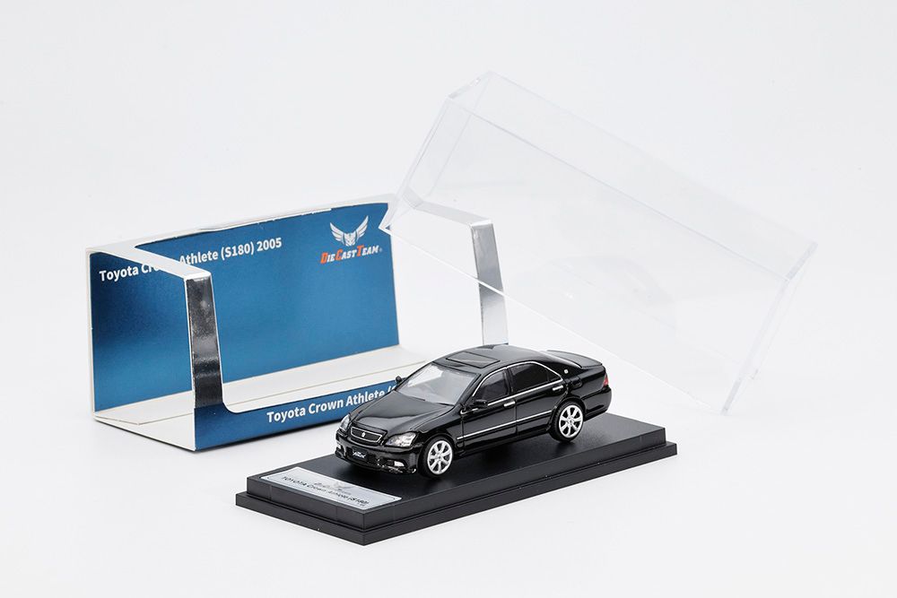 1:64 Toyota Crown Athlete(S180) 2005 (RHD) ブラック - メルカリ