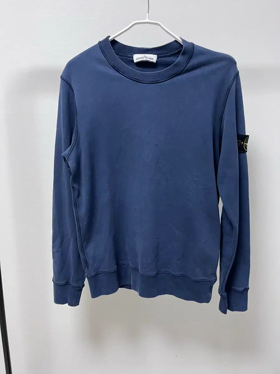 正規品/在庫処分 STONE ISLAND ストーンアイランド スウェット