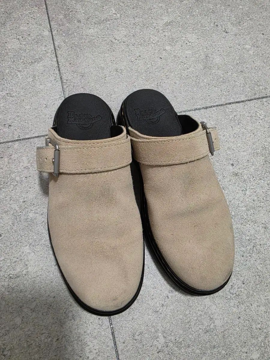 DR. MARTENS ドクターマーチン ミュール スウェード ベージュ 250