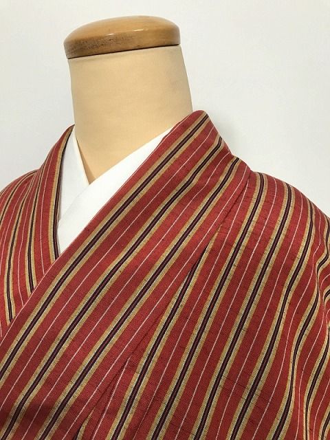 中古】Sサイズ 紬 正絹 赤茶地に縞文様 - メルカリ