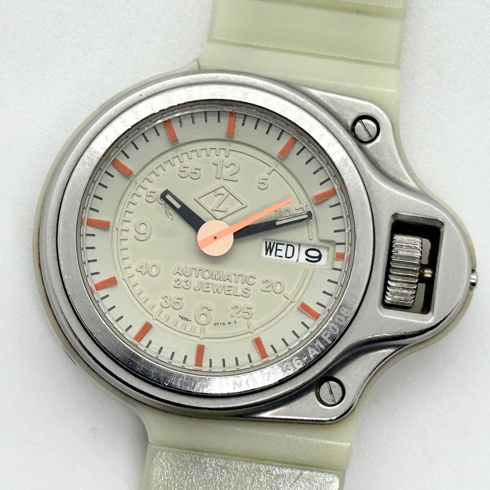 SEIKO セイコー カバンドズッカ ダッシュボード 7S36-0250 グレー AT