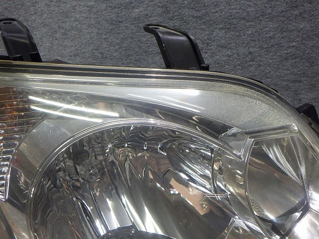 ノア ヘッドライト左右 ハロゲン AZR60/65 後期 28-180 N2 81110-28820
