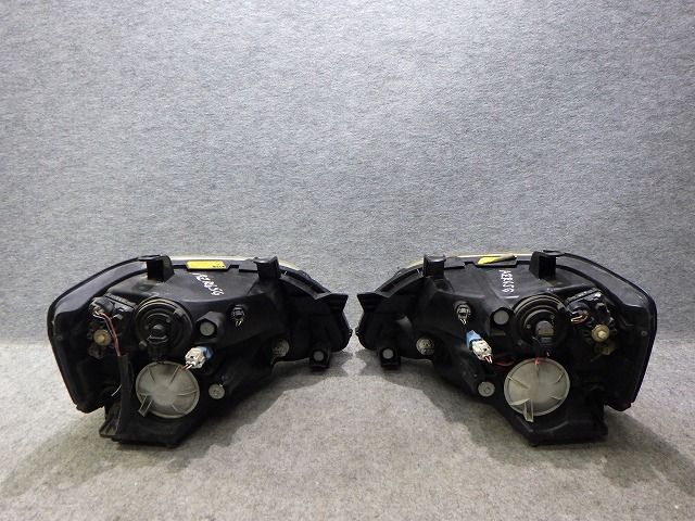 ノア ヘッドライト 左右 HID AZR60/65 前期 28-151 C1 81110-28670