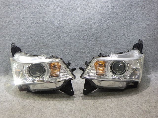 パレットSW　ヘッドライト　左右　HID　MK21S　100-59207　35120-82K21　バラスト付　ルークス等　260618023