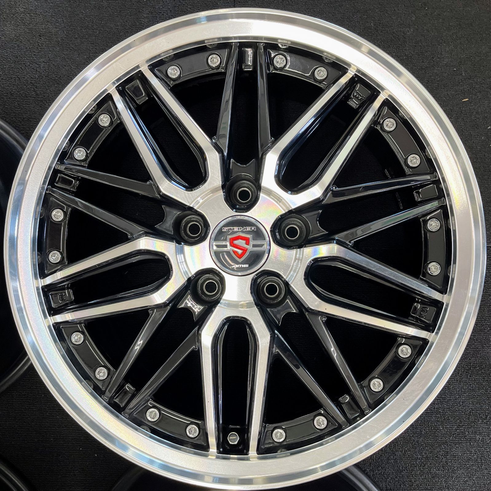 送料無料】【17×7J+38】中古美品 アルミホイール 4本セット 17インチ