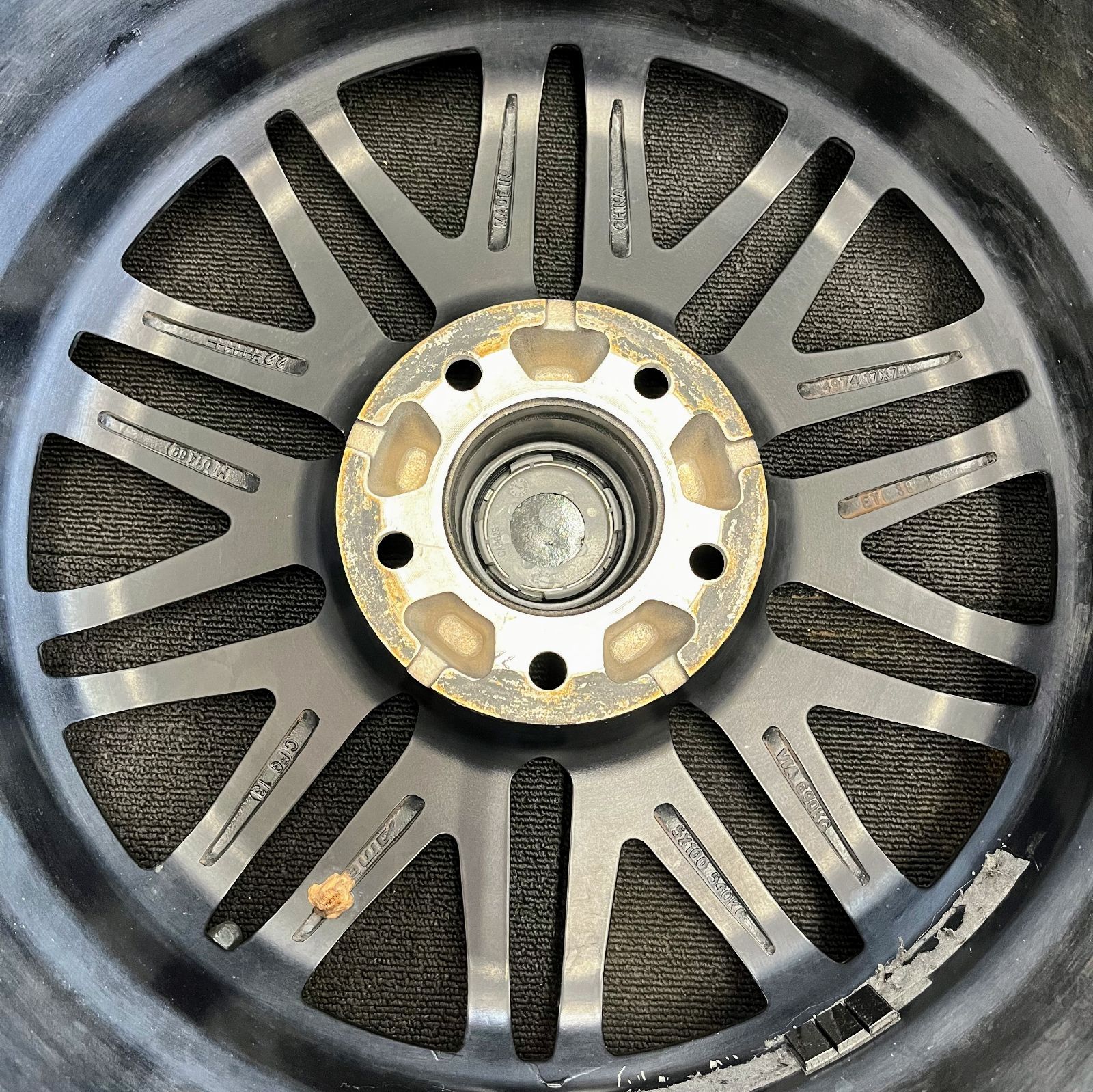 送料無料】【17×7J+38】中古美品 アルミホイール 4本セット 17インチ