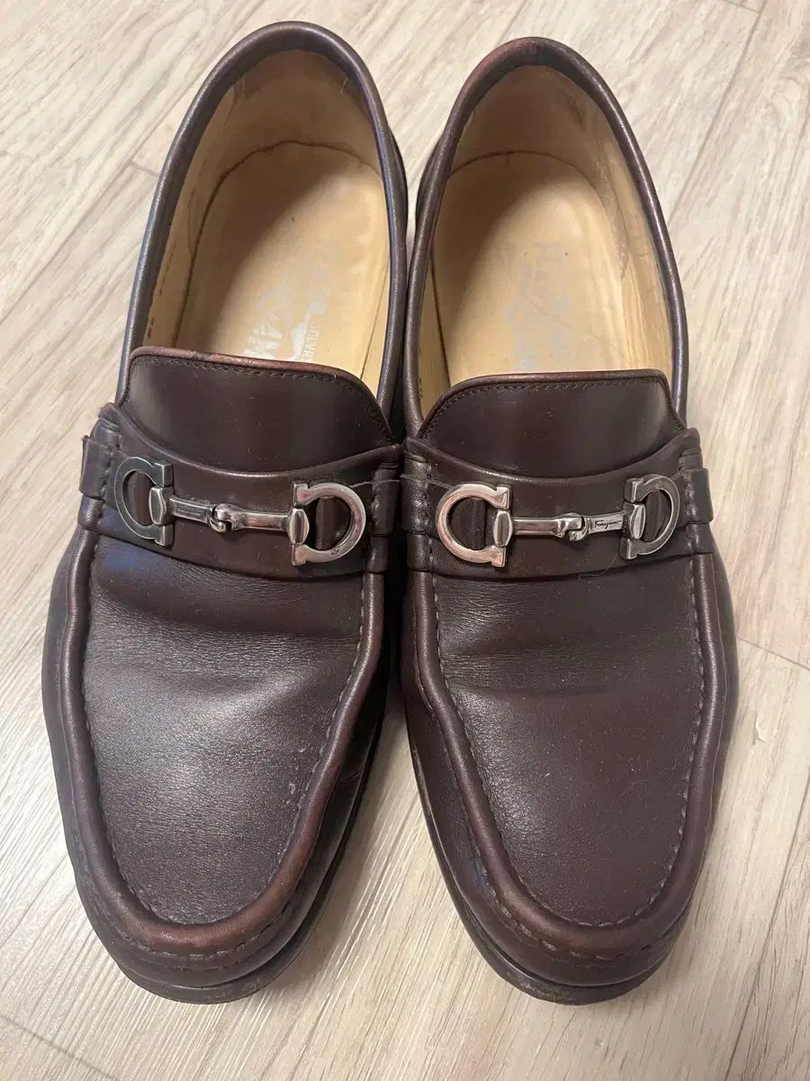 FERRAGAMO フェラガモ メンズ ローファー ブラウン 8 5